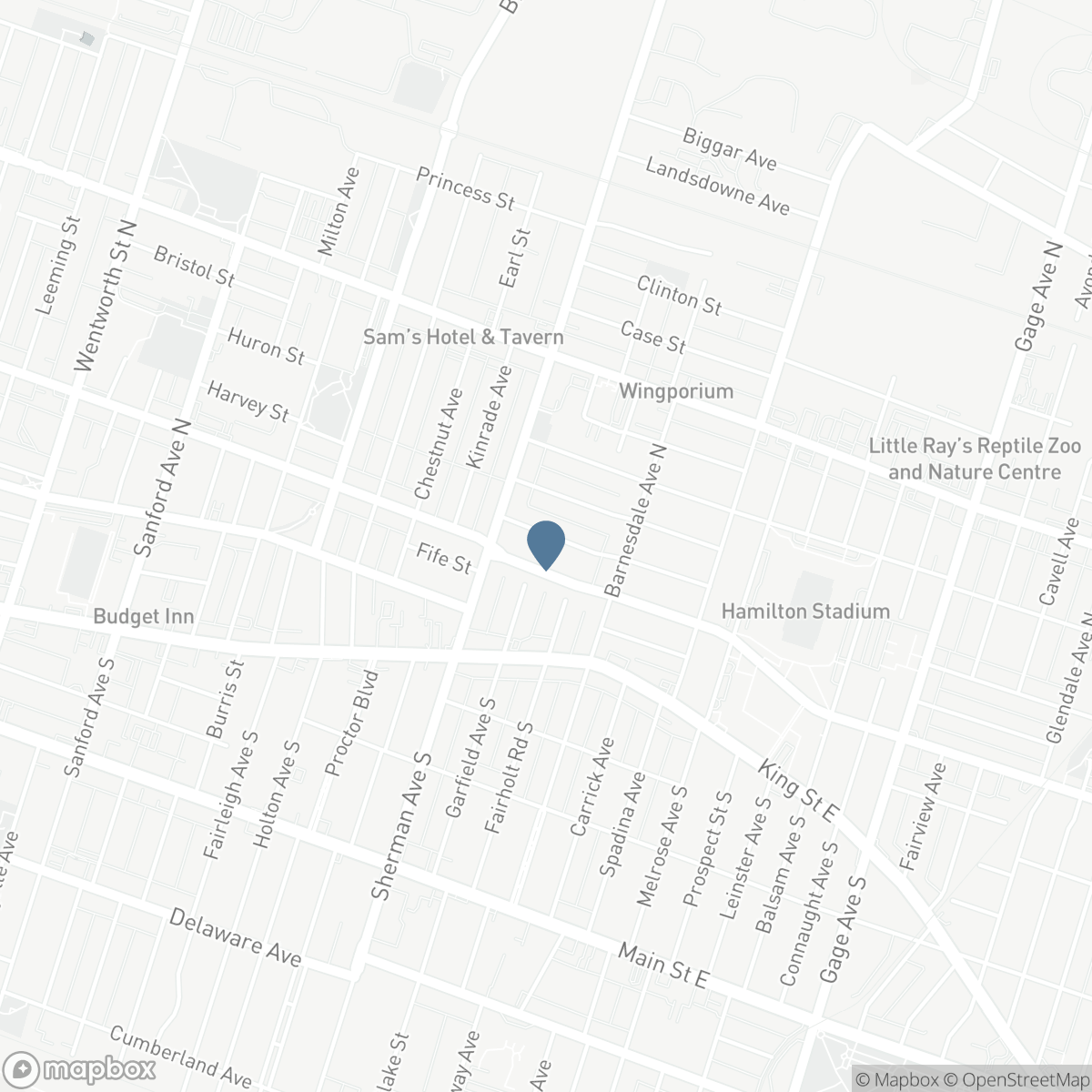 20 SOMERSET AVENUE, Hamilton, Ontario L8L 2L5